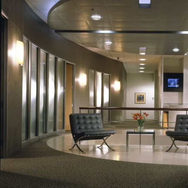 Barcelona Chair | Alle wichtigen Infos zum Barcelona Sessel auf einen Blick